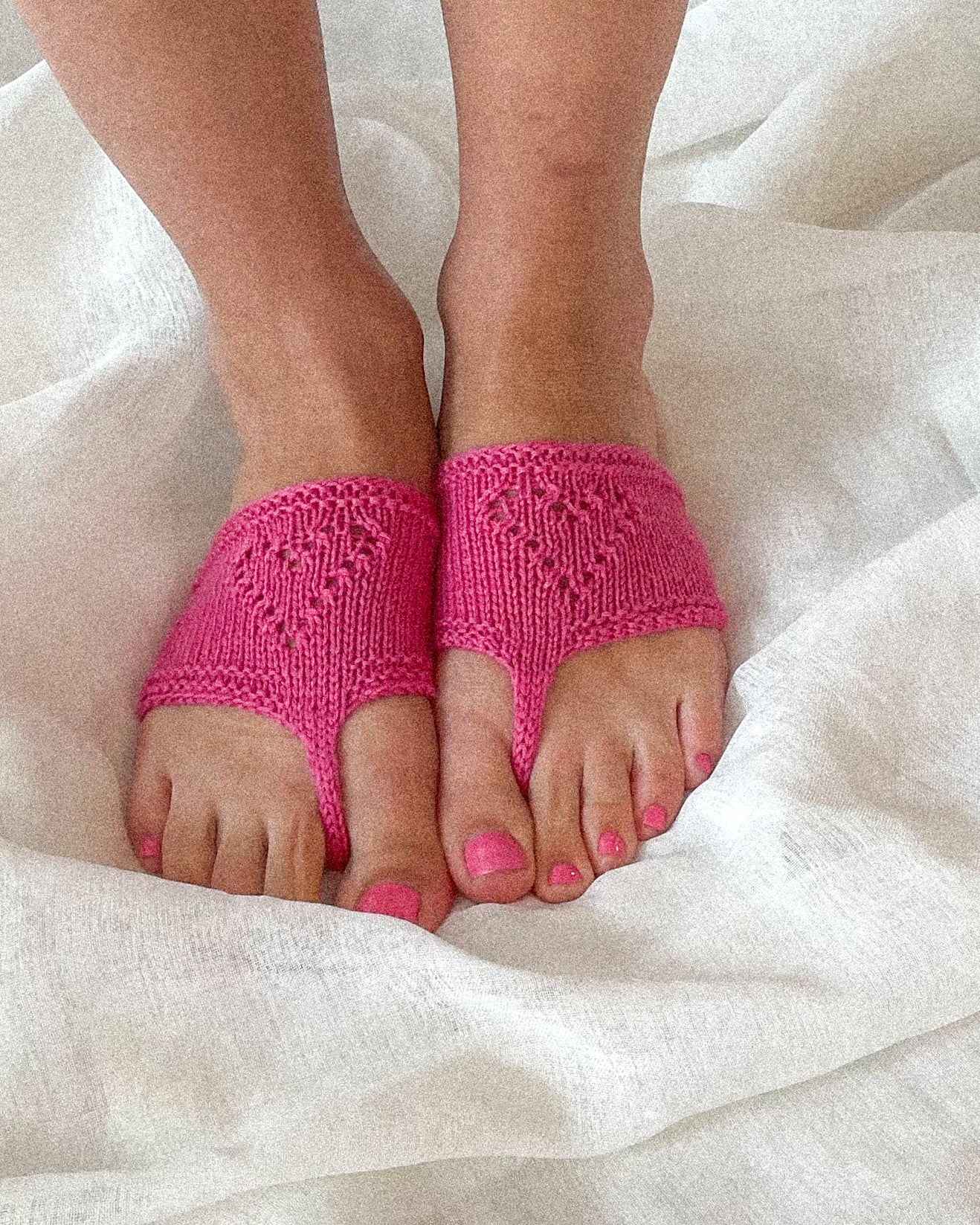 KNITTING PATTERN - Micro socks