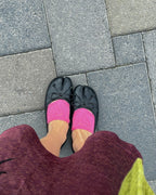 Thong socks