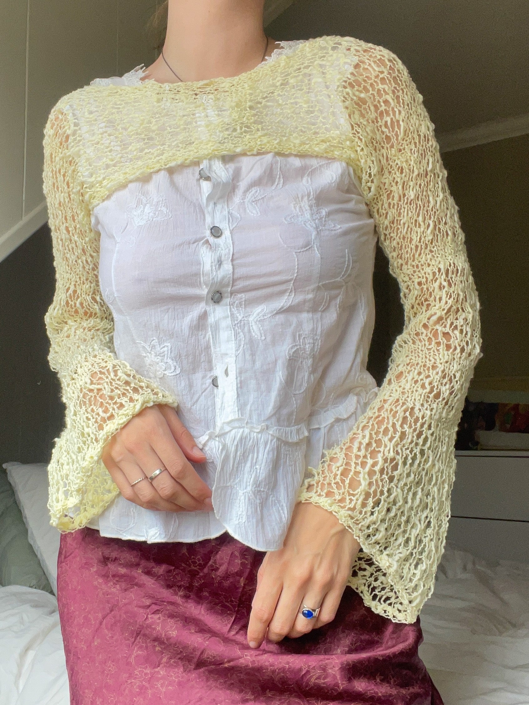 Slouchy shrug