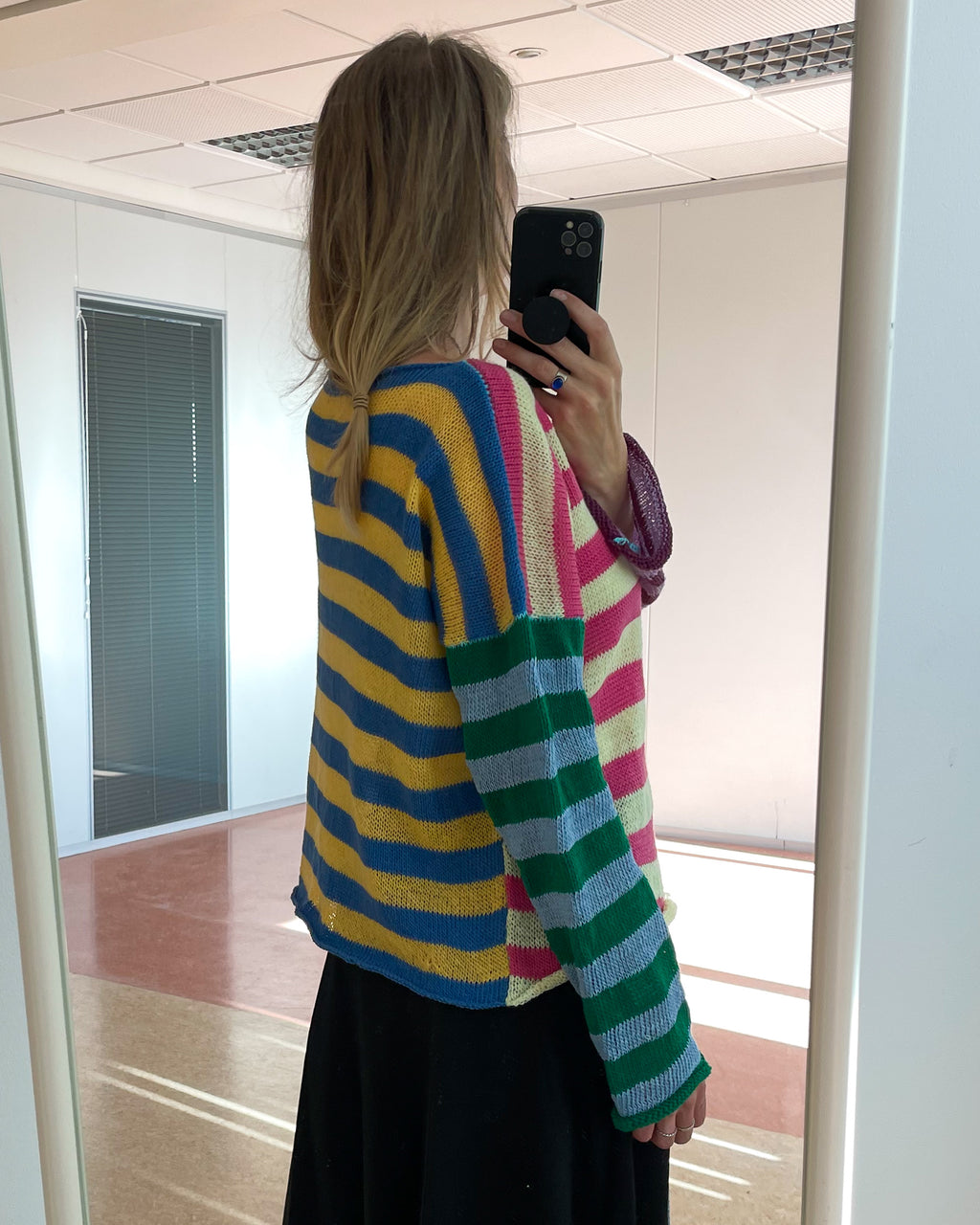 Swatch pullover