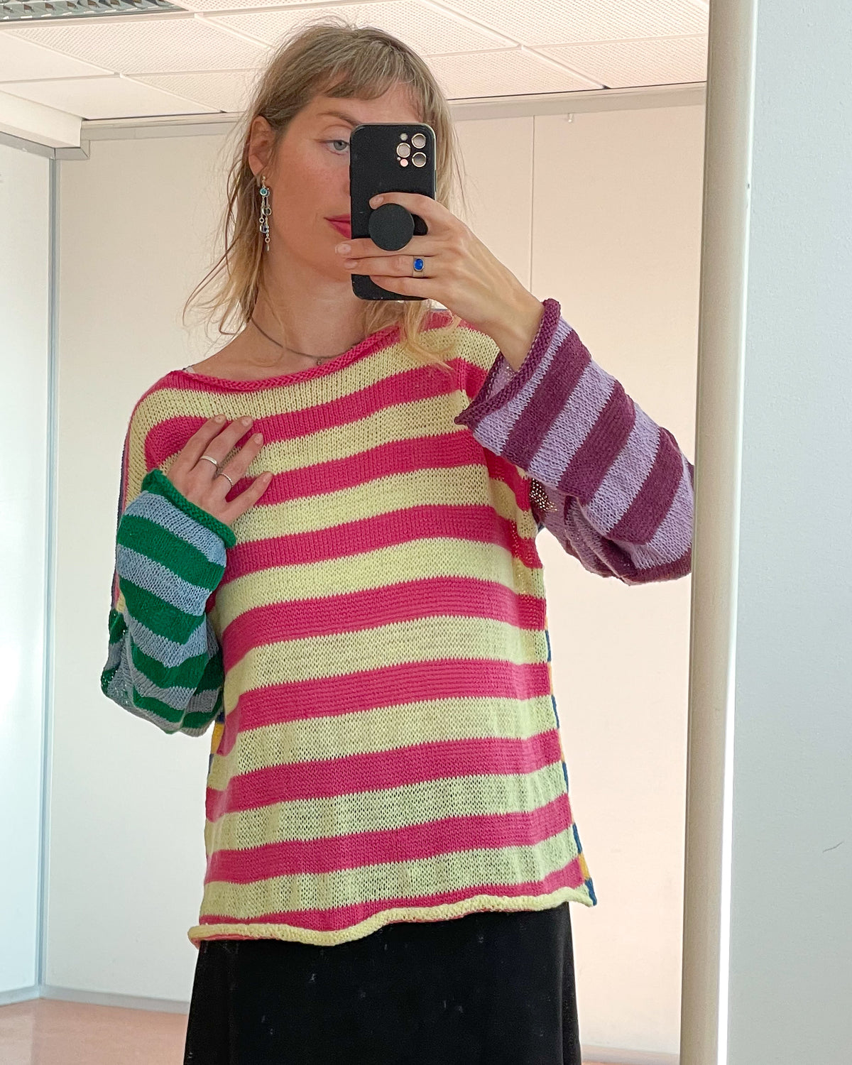 Swatch pullover