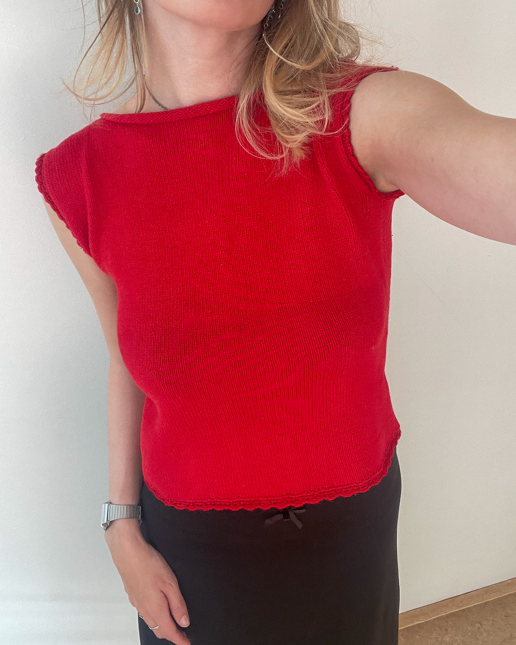 Red open back top