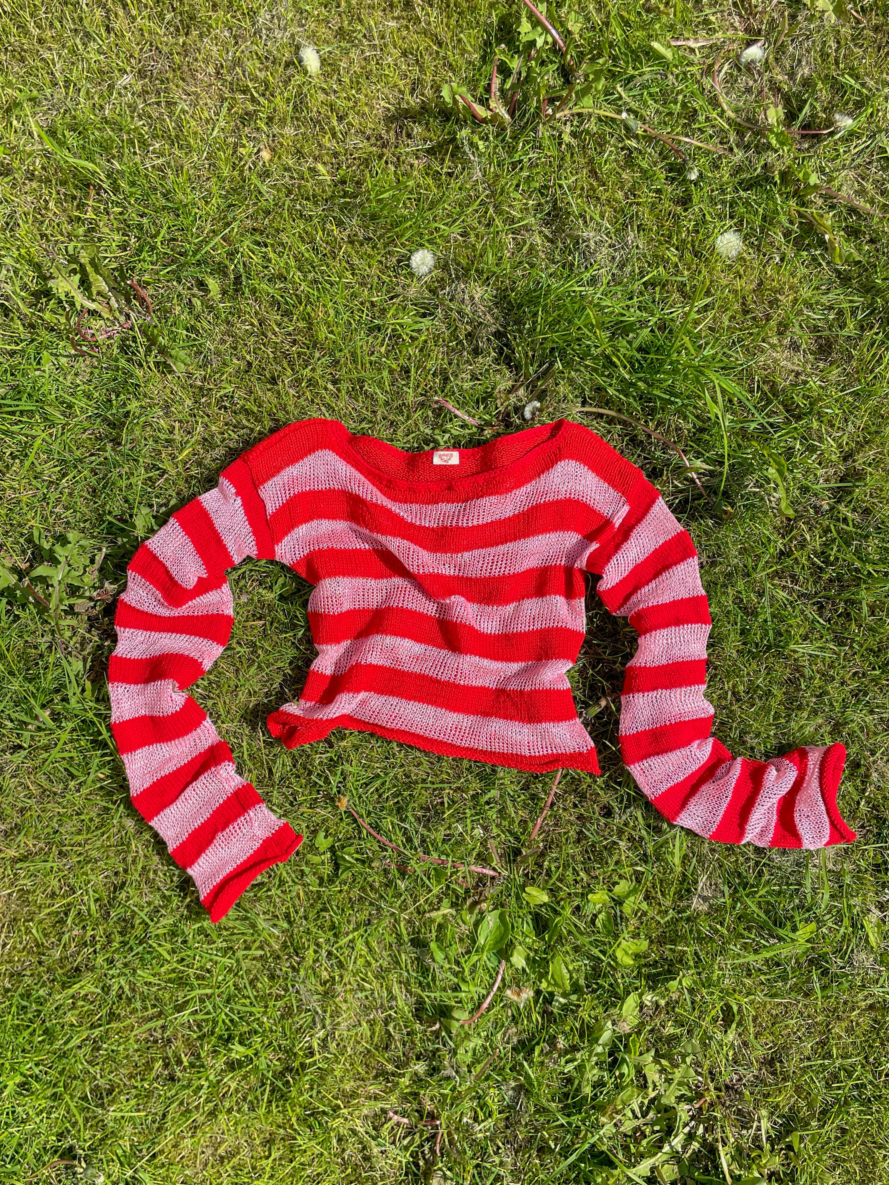 Strawberry fizz pullover