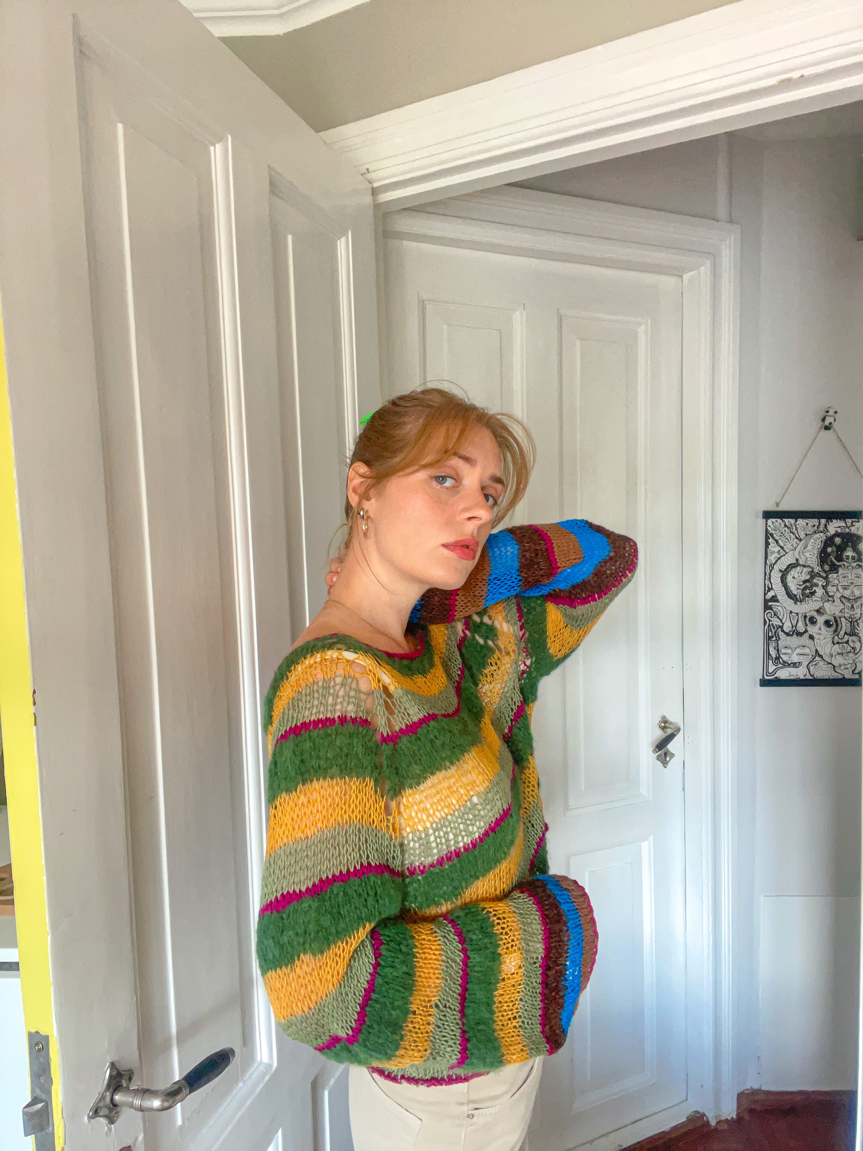 Stripey scarps raglan