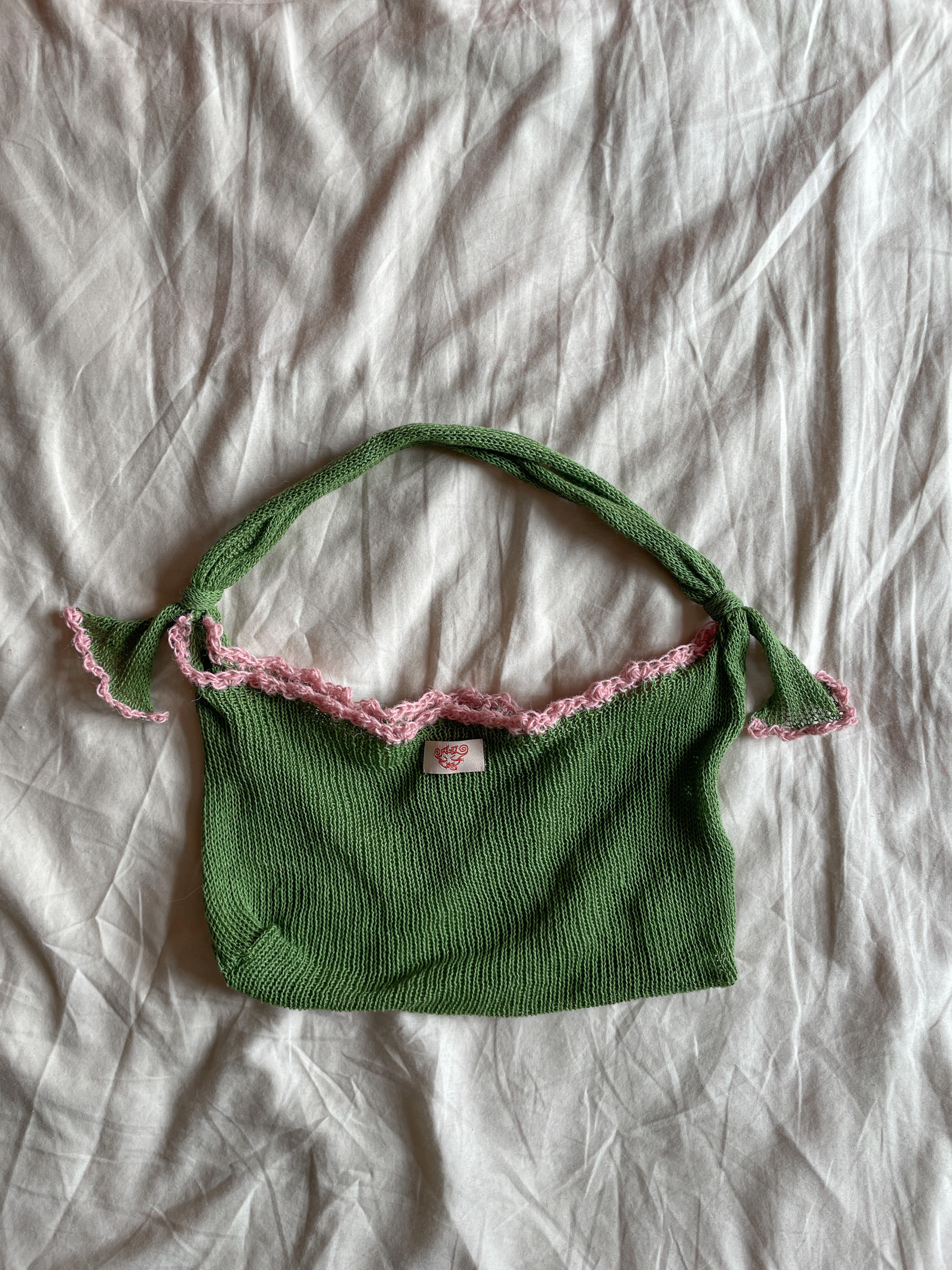 Scallop mesh bag