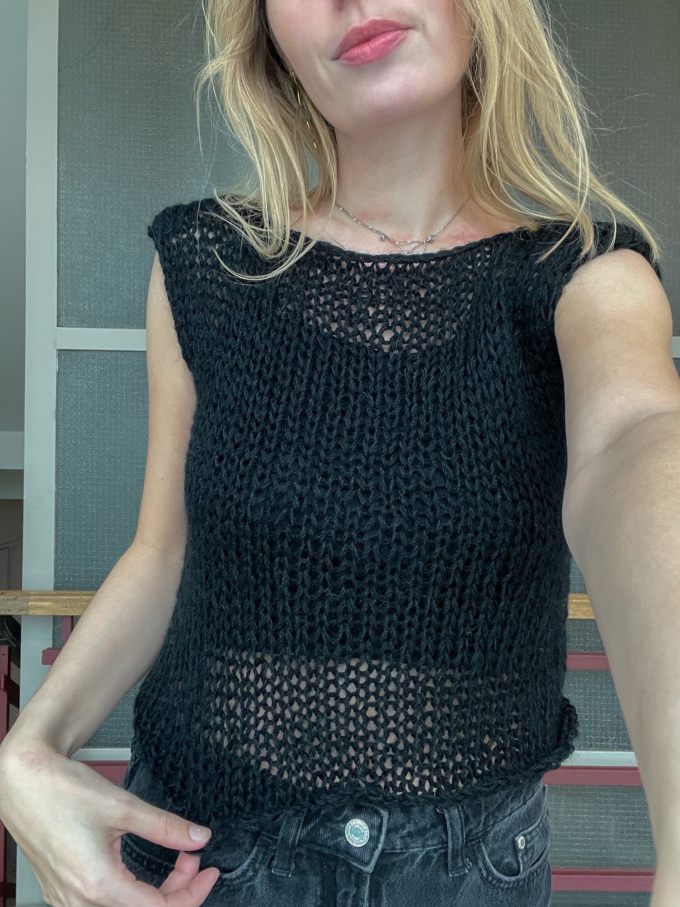 Open back confetti top - black