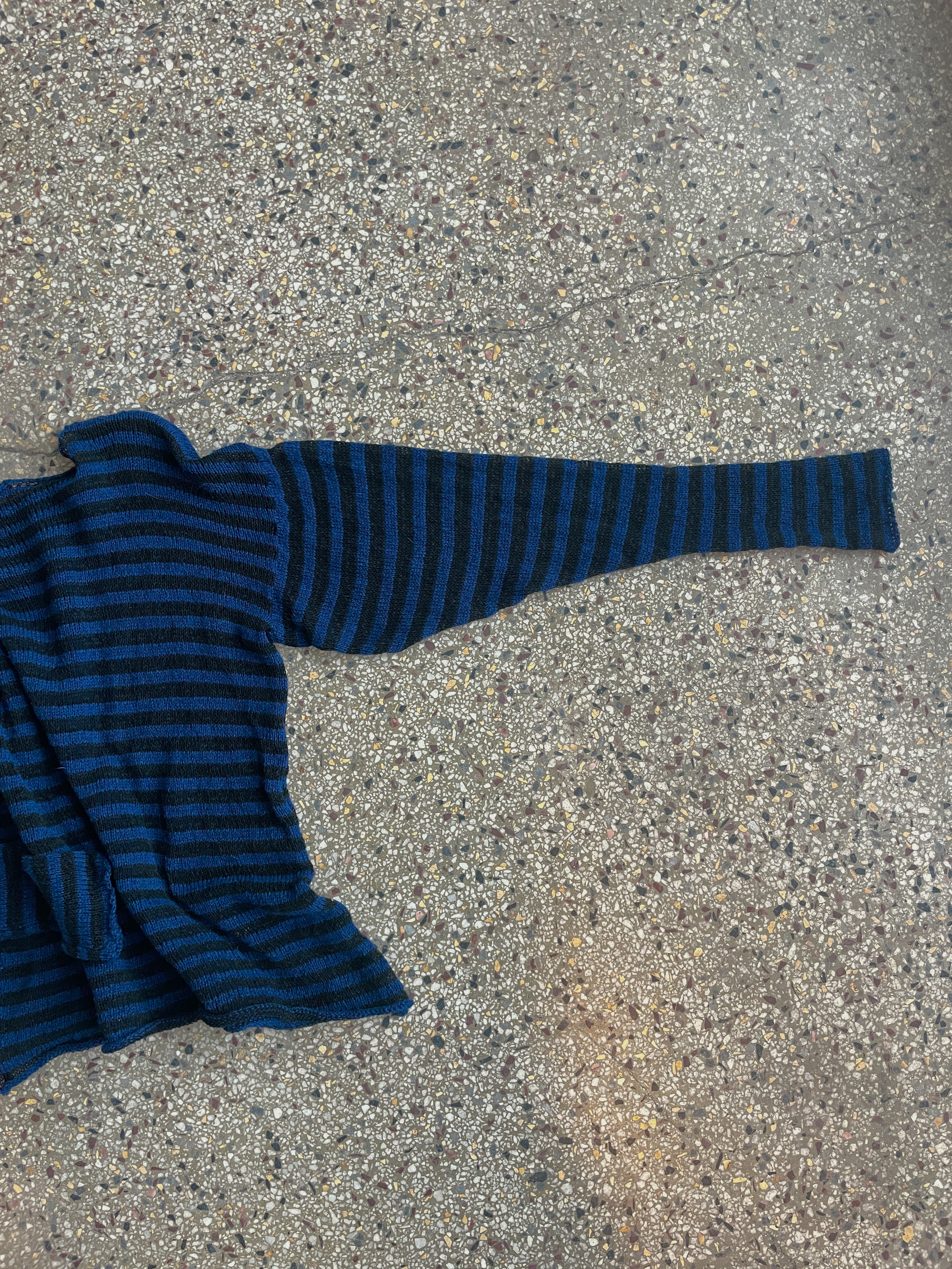 Stripey blue/black mesh pullover | SAMPLE SALE