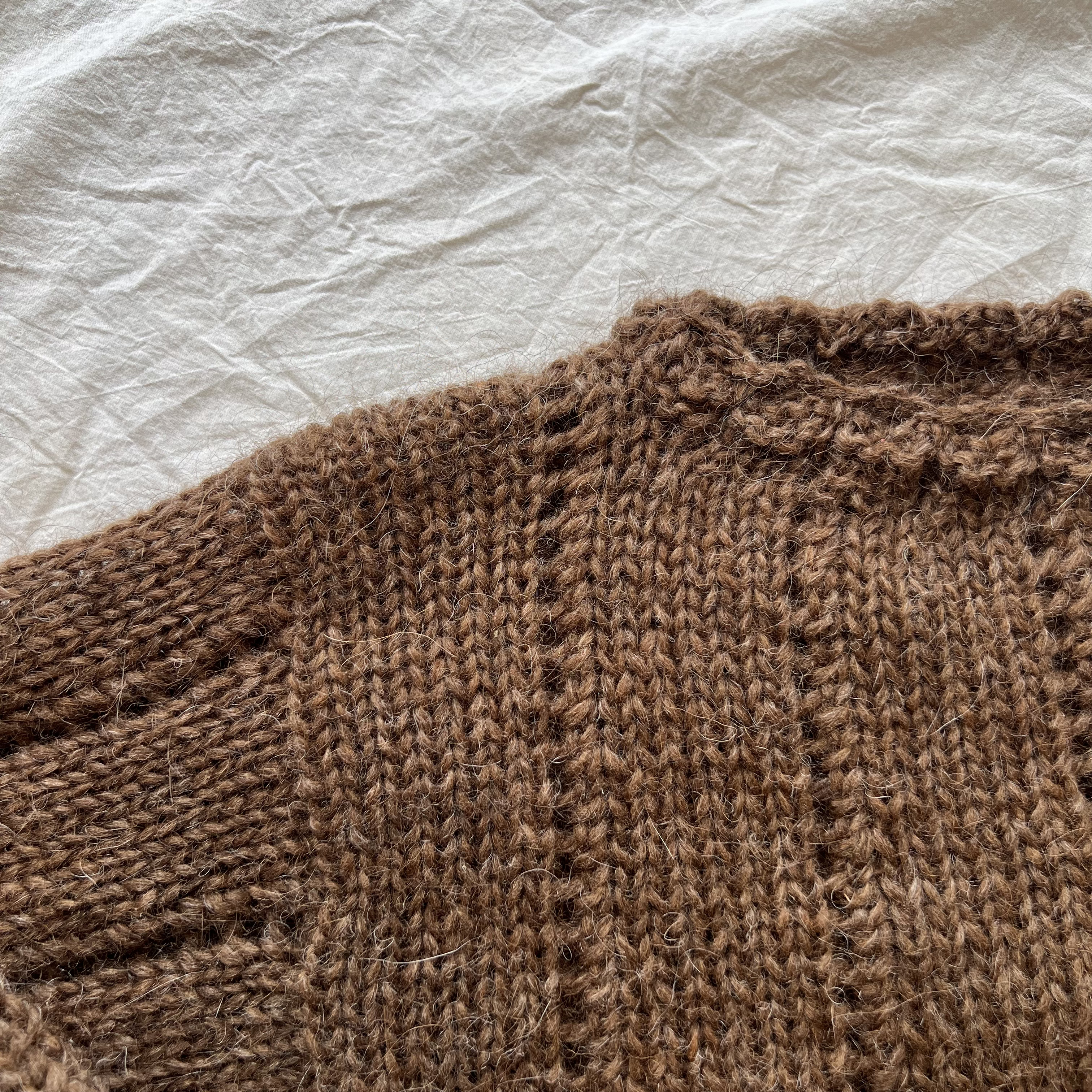 KNITTING PATTERN - Scallop sweater EN / Skeljapeysan IS